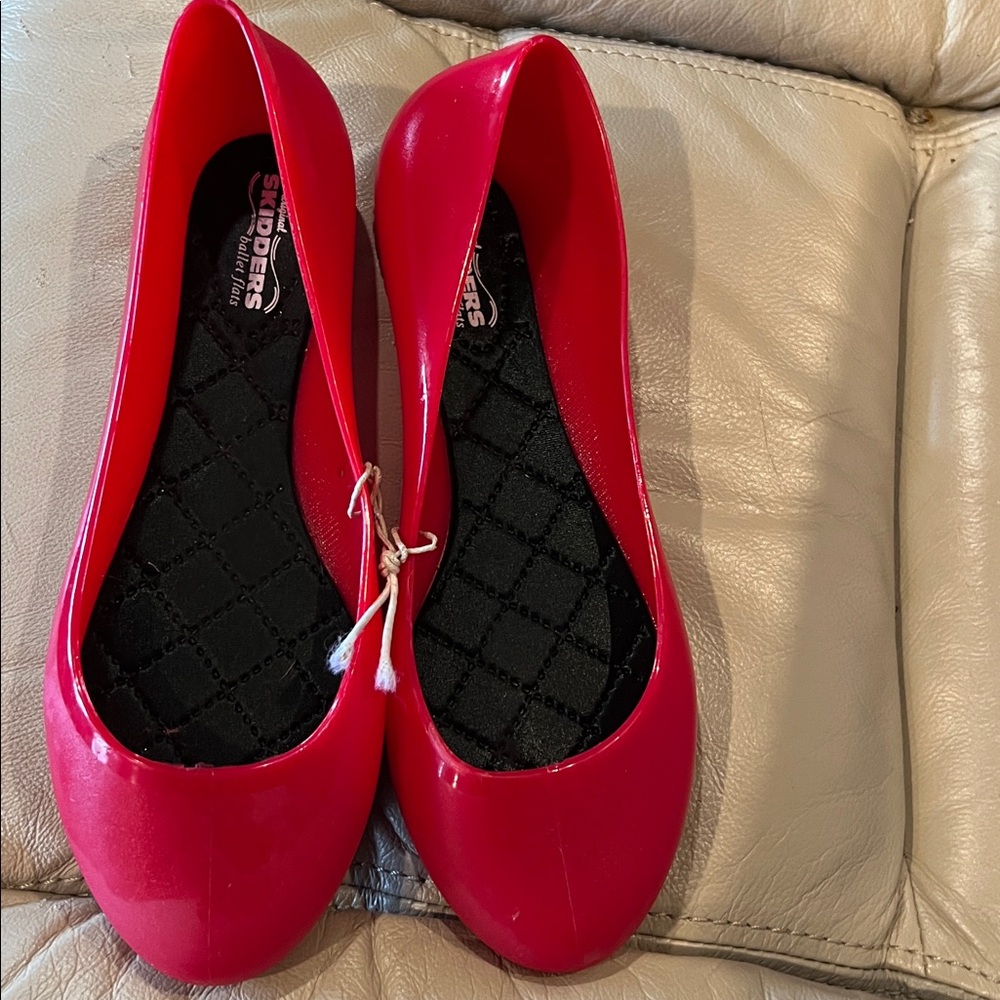 Women's Skidders Pink Flats- New